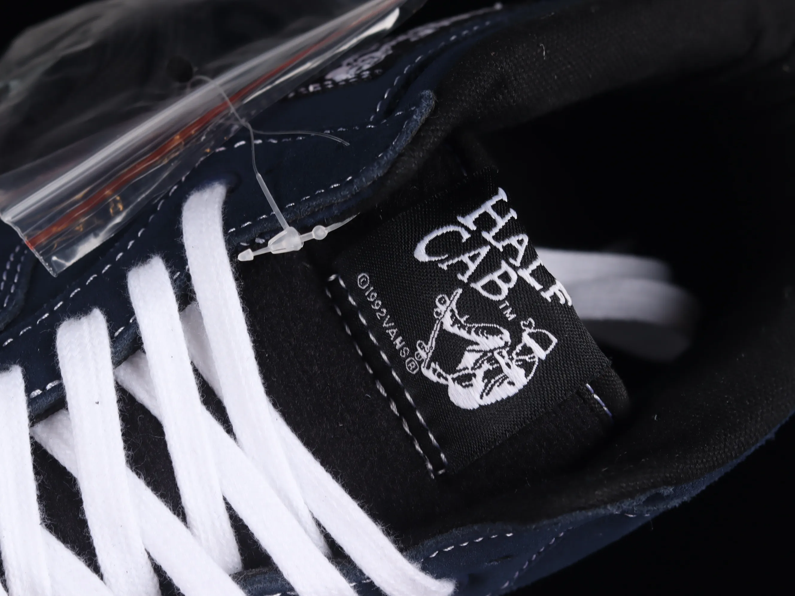 All categories Vans Vans series Vans Mid Vans Zhongbang Vans Half Cab Legend skater signature Zhongbang skateboard shoes VN0A5KYALKZ